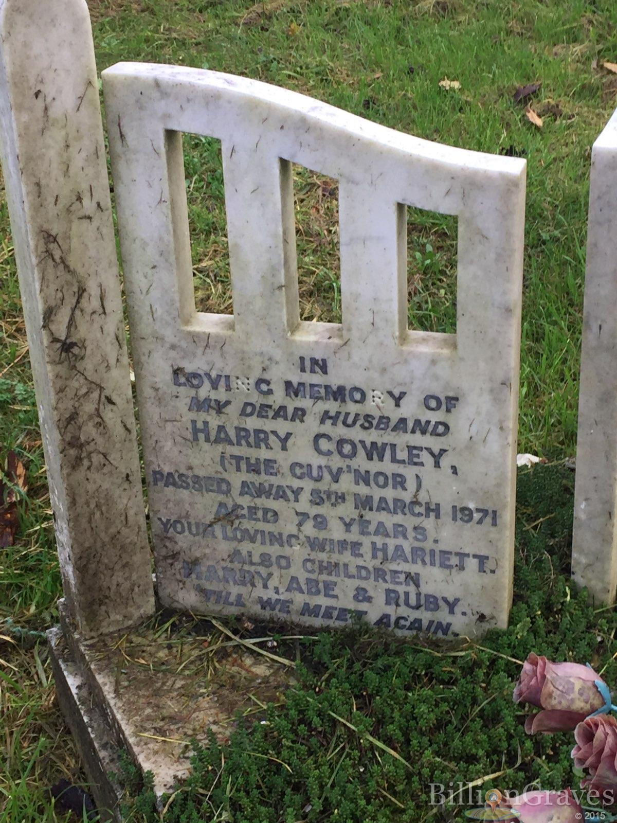 Harry Cowley’s grave (source: billiongrares.com)